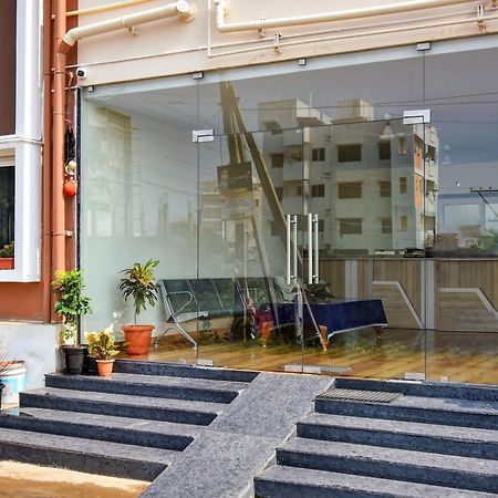 Oyo Home Msr Guest Inn Homestay Nellore Exterior foto