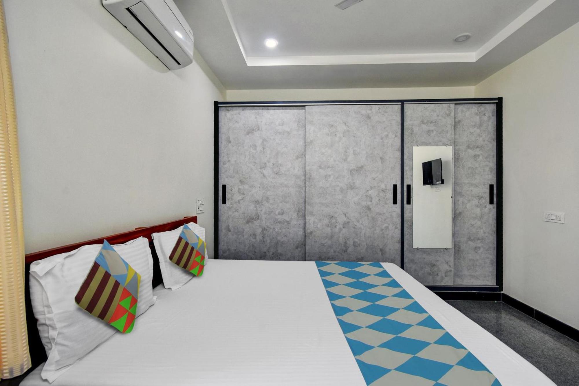 Oyo Home Msr Guest Inn Homestay Nellore Exterior foto