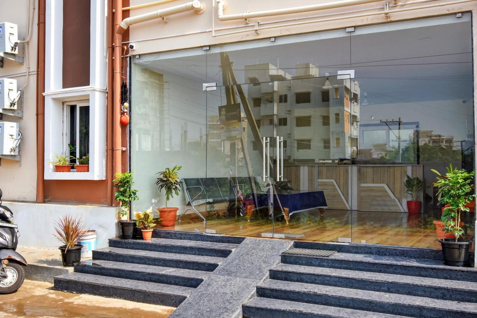 Oyo Home Msr Guest Inn Homestay Nellore Exterior foto